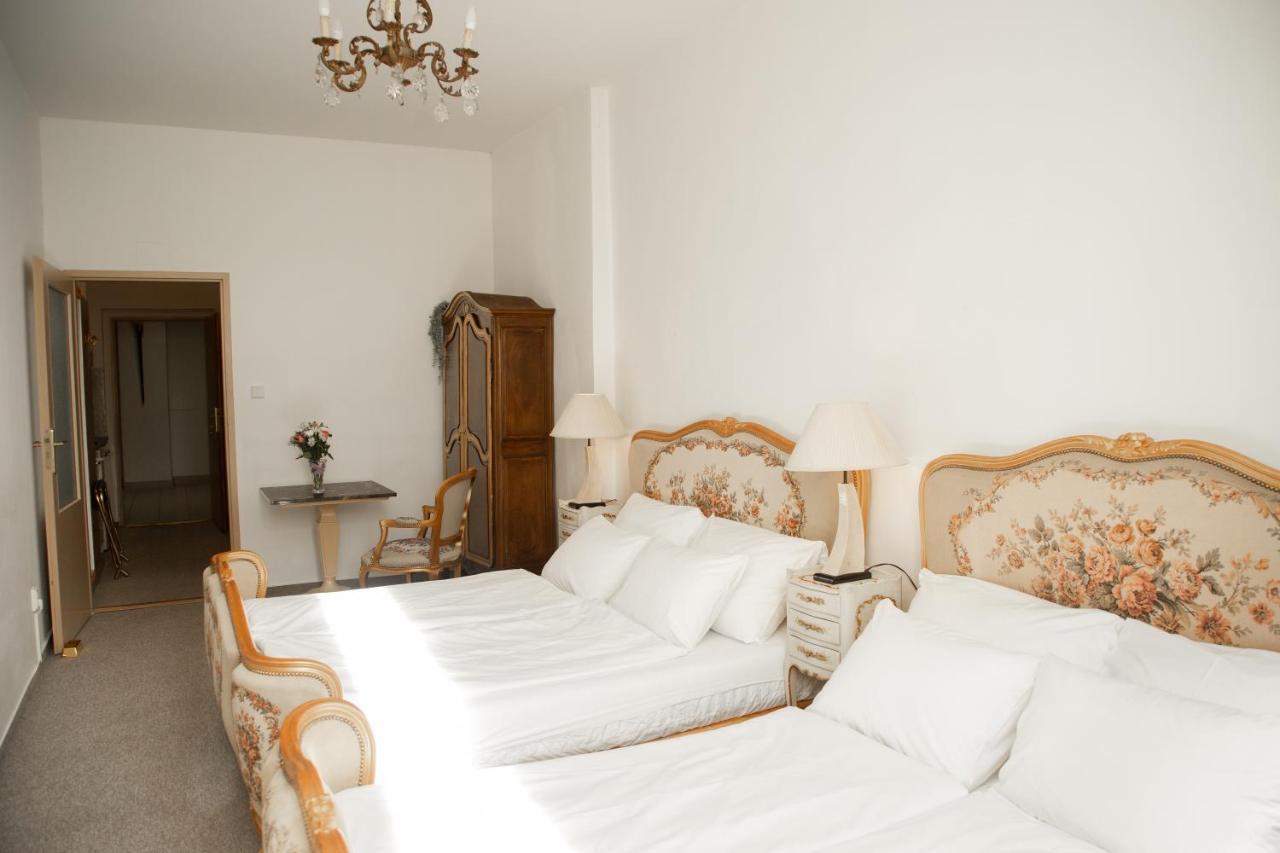 Apartmán Bank Invest Apartmens - Old Town Praha Exteriér fotografie