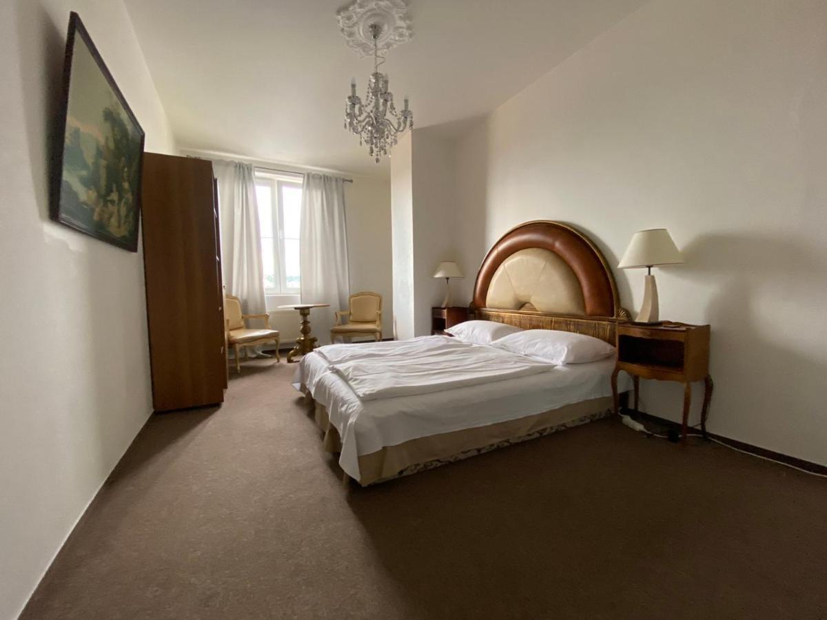 Apartmán Bank Invest Apartmens - Old Town Praha Exteriér fotografie