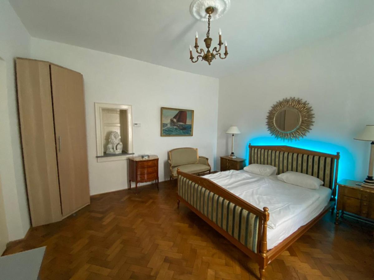 Apartmán Bank Invest Apartmens - Old Town Praha Exteriér fotografie