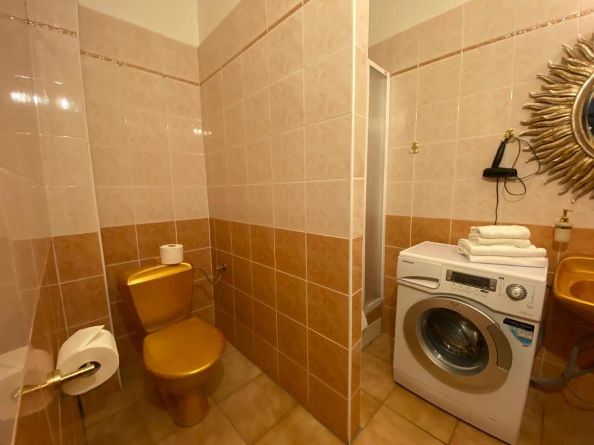 Apartmán Bank Invest Apartmens - Old Town Praha Exteriér fotografie