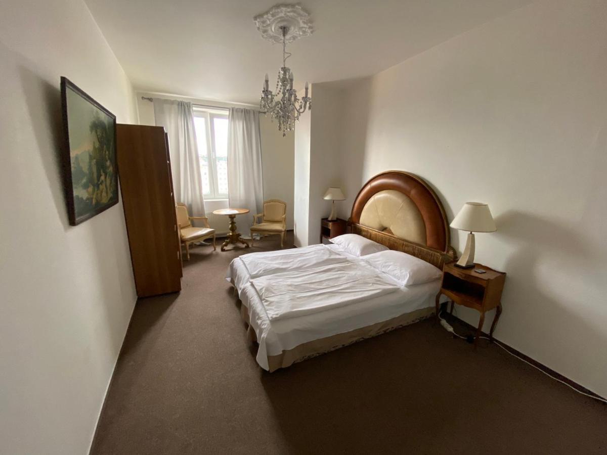 Apartmán Bank Invest Apartmens - Old Town Praha Exteriér fotografie