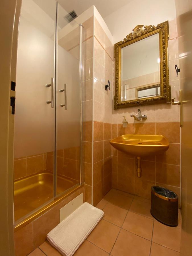 Apartmán Bank Invest Apartmens - Old Town Praha Exteriér fotografie